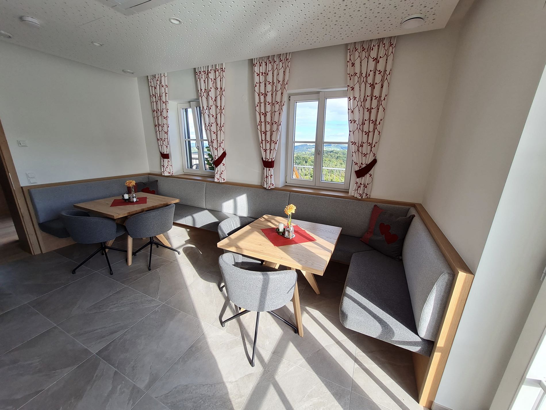 Zechner_Möbeldesign_Öffentlich_8